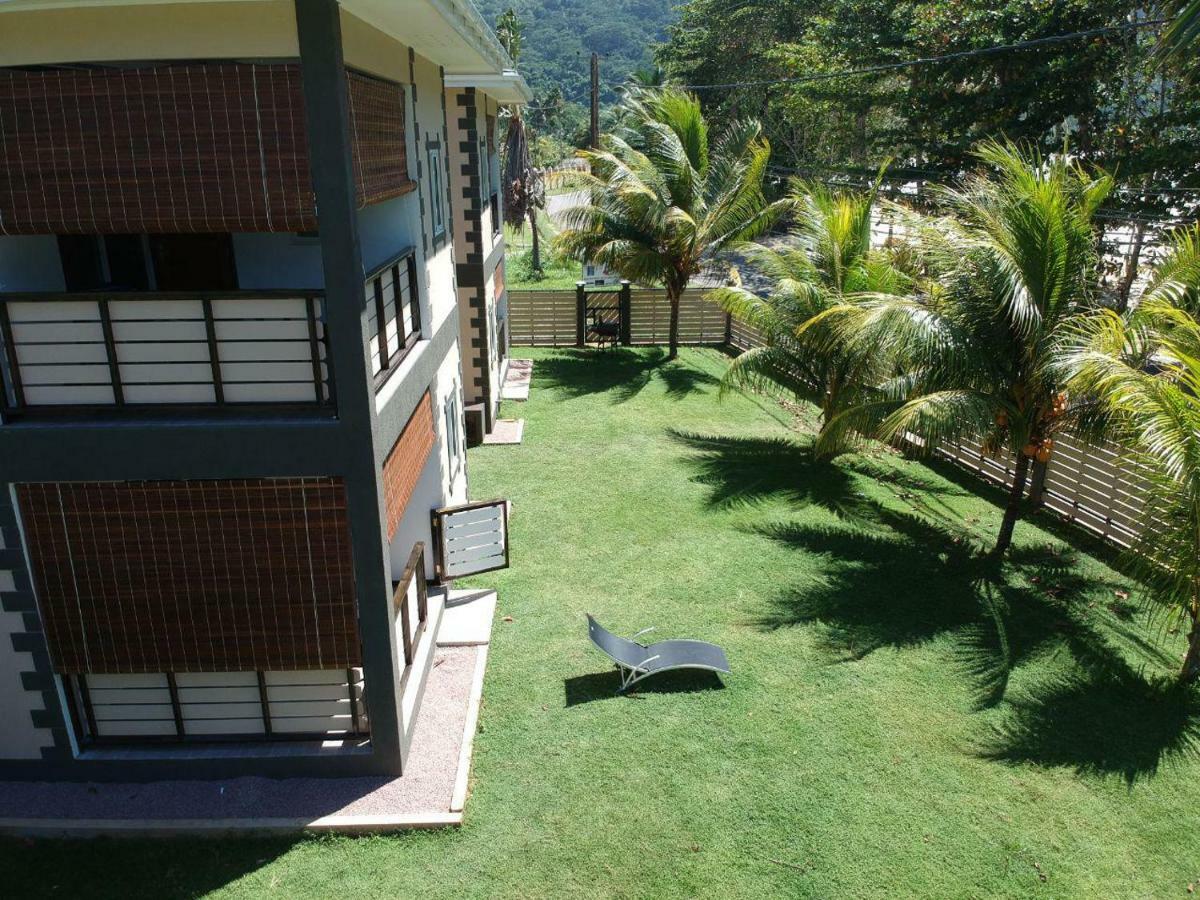 Seaside Self Catering Lägenhet Anse Royale Exteriör bild